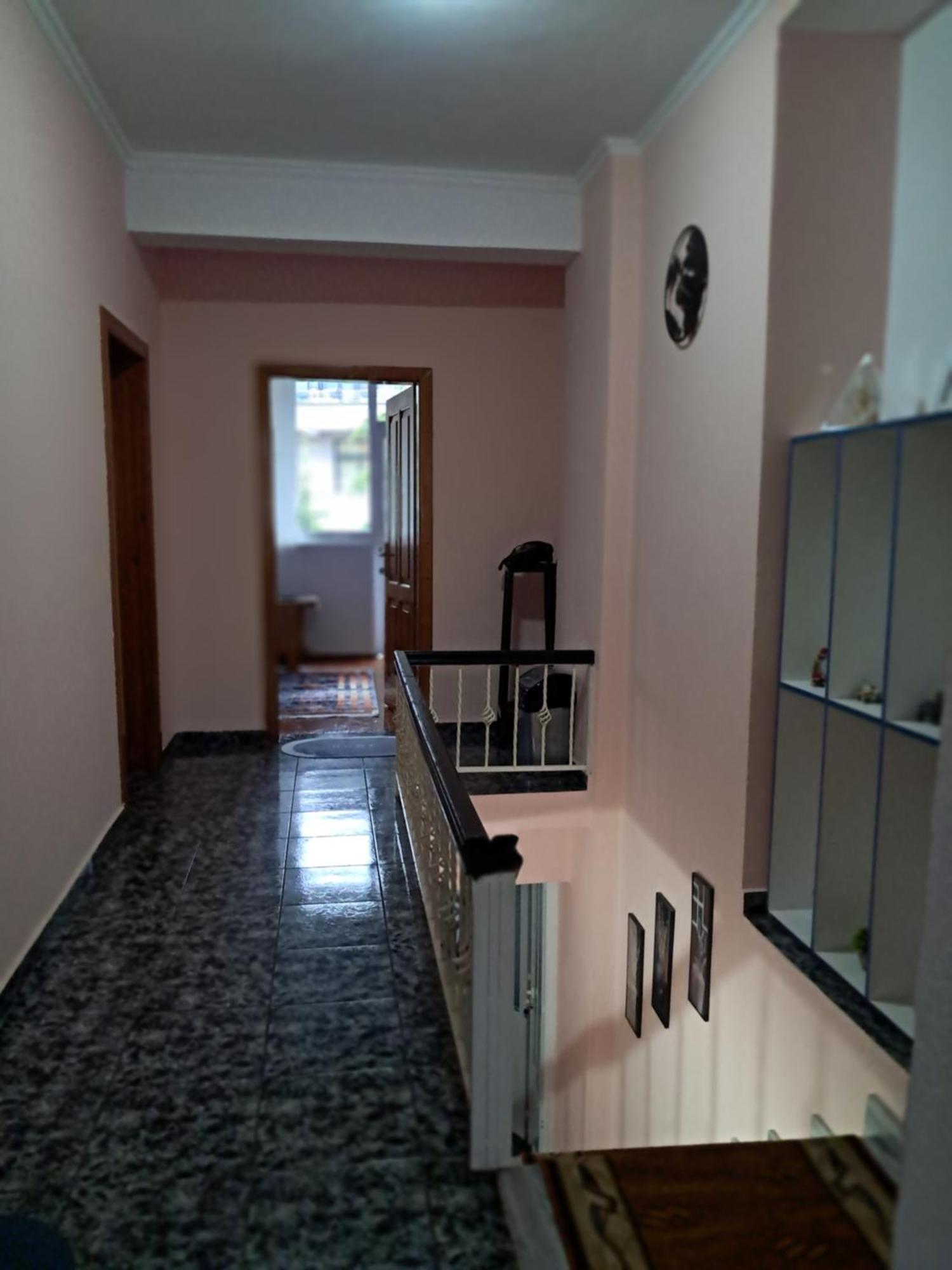 New Apartament Pogradec Eksteriør billede